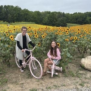 Meet your Posher, Courtney